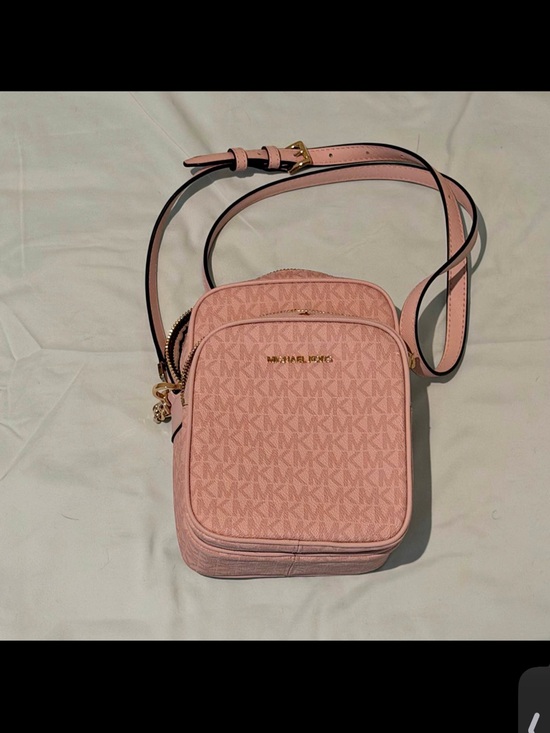Michael Kors Handbags - Michael Kors Blush Signature Monogram Crossbody